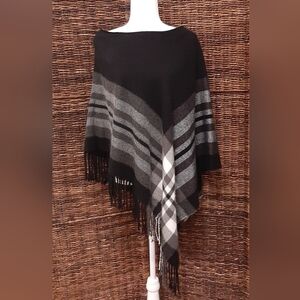 Charter Club Poncho Blanket Scarf Women's OS Black Plaid Fringe Oversized